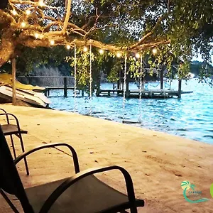  Inn Cabañas Marias Lakefront